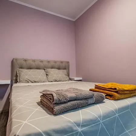 Comfort Апартамент *